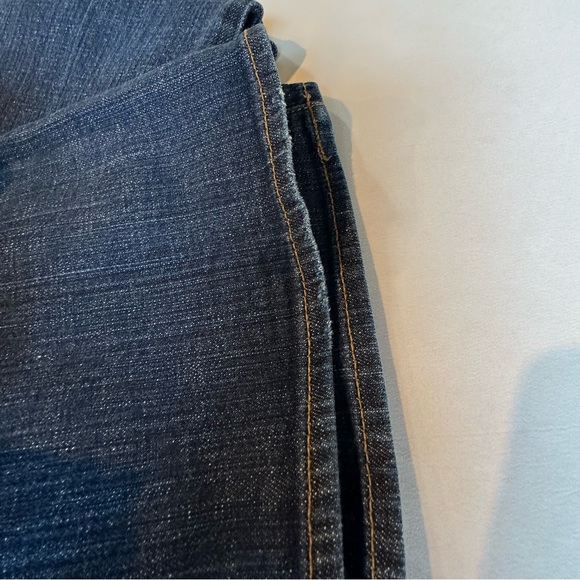 Old Navy Womens Jeans SweetHeart Flared Classic Rise Stretch 31” Inseam Size 10 - Picture 12 of 16